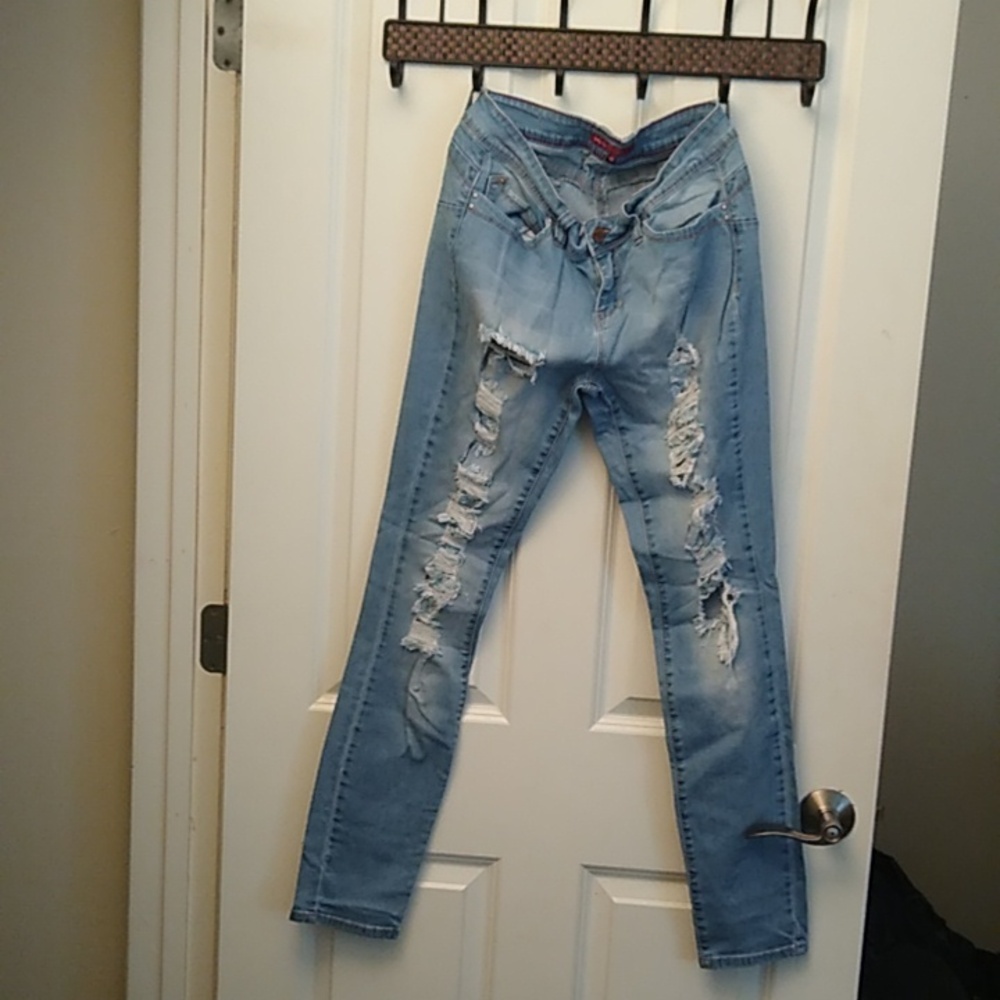 YMI distressed jeans size 13